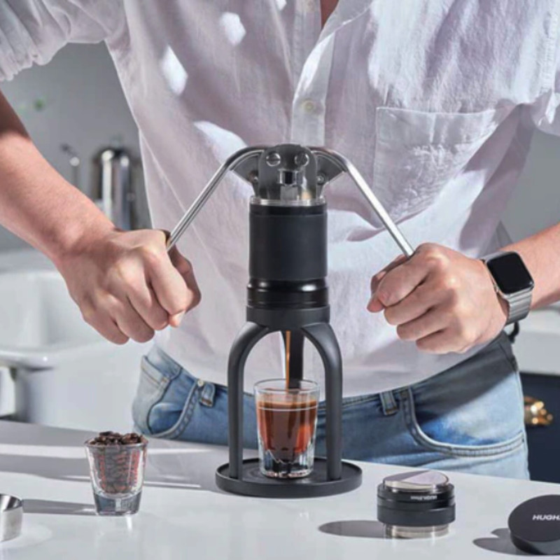Leverpresso Pro｜正確な圧力で美味しい一杯が楽しめるポータブル