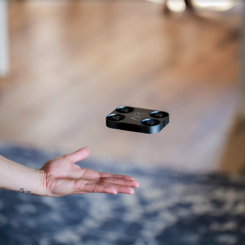 世界最小の飛行カメラ「AIR PIX」ポケットサイズのあなた専用