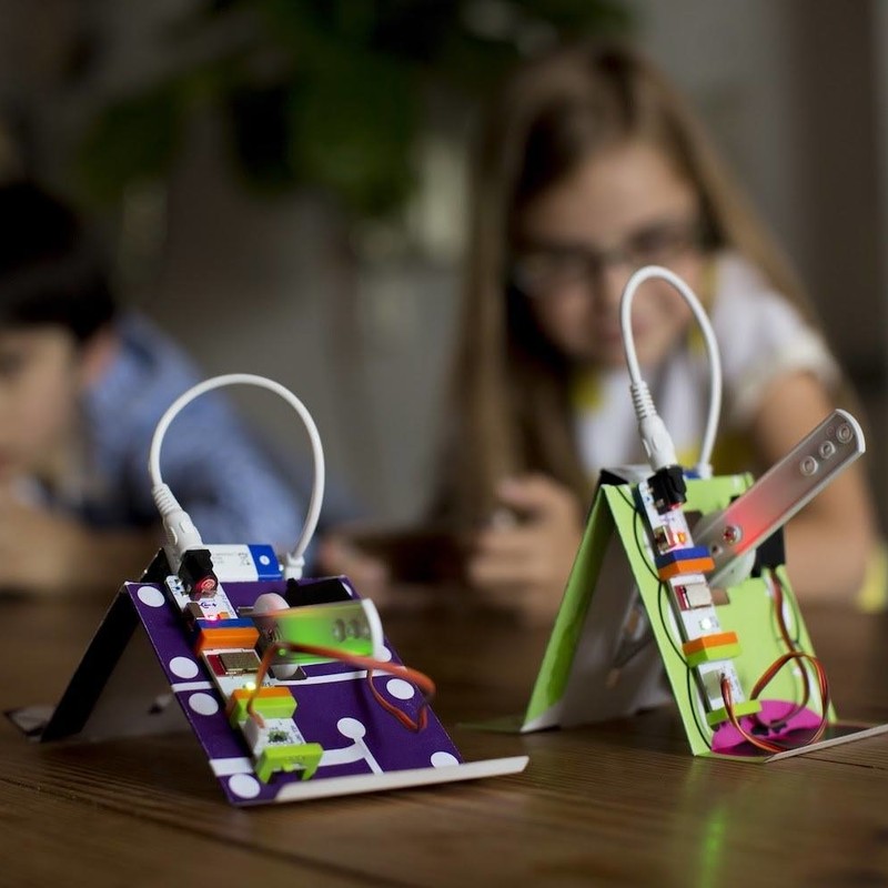 Gizmos & Gadgets Kit｜スマホタイムを楽しい発明タイムに変えるSTEM