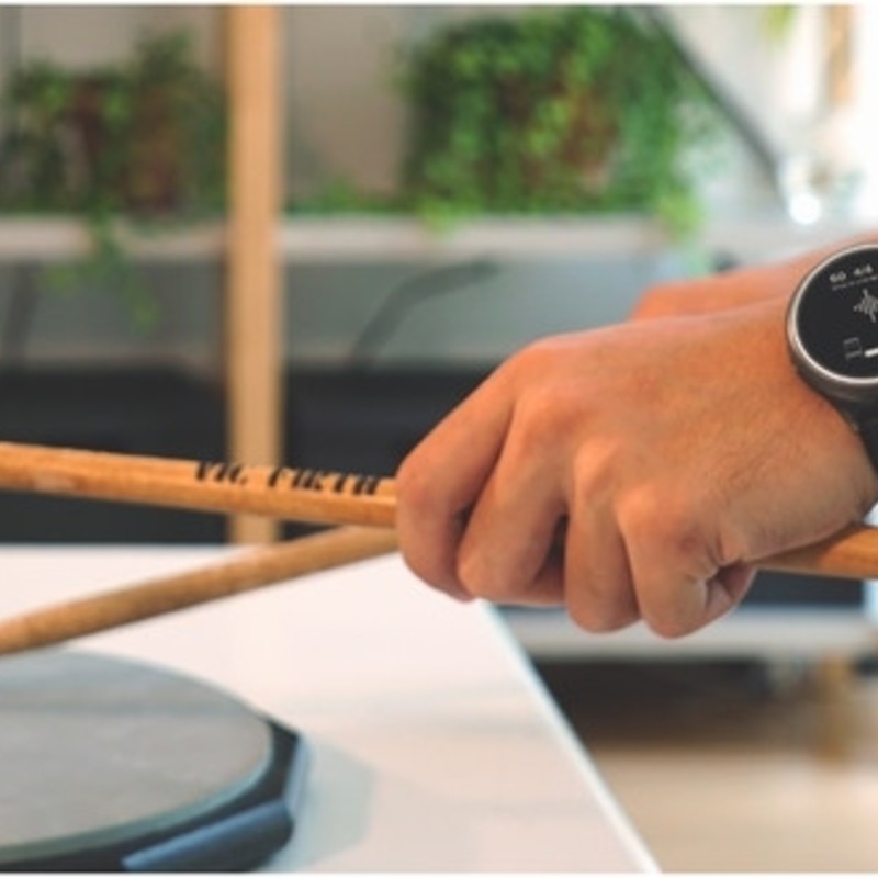 Soundbrenner Core｜楽器演奏に役立つ4-in-1スマートミュージック
