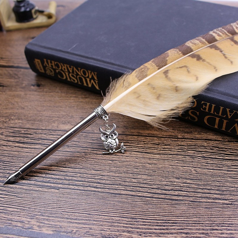 Feather Dip Pen 中世ヨーロッパの雰囲気を味わえるインクフェザーペン フェザーディップペン ガジェットの購入なら海外通販のrakunew ラクニュー Feather Dip Pen 中世ヨーロッパの雰囲気を味わえるインクフェザーペン フェザーディップペン ガジェットの購入なら海外通販のrakunew ラクニュー
