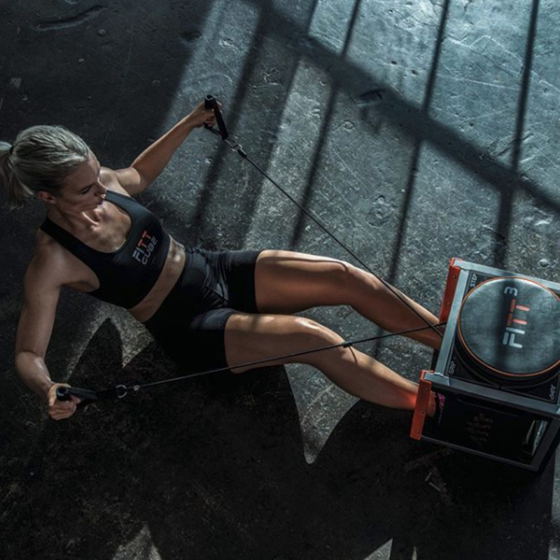 FITT Cube｜トータルワークアウトが可能なキューブデザインマルチジム