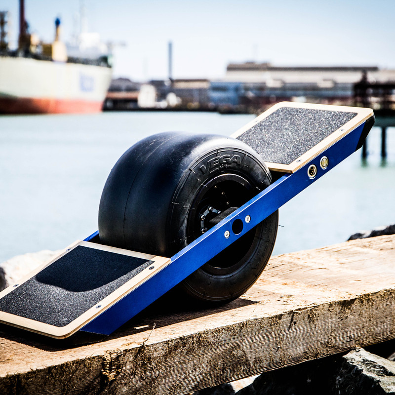 Onewheel 自動平衡電動スケートボード ガジェットの購入なら海外通販のrakunew ラクニュー