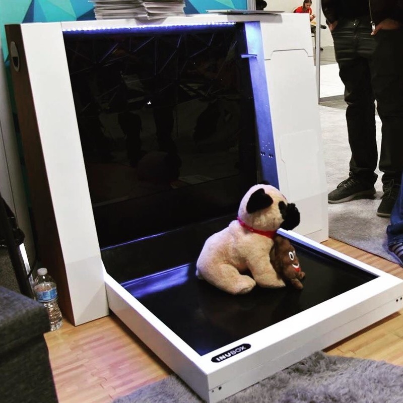 Inubox 嫌な臭いも低減する完全自動スマート犬用トイレ イヌボックス ガジェットの購入なら海外通販のrakunew ラクニュー Inubox 嫌な臭いも低減する完全自動スマート犬用トイレ イヌボックス ガジェットの購入なら海外通販のrakunew ラクニュー