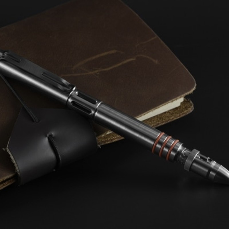 Titaner Bolt Pen｜隠し機能を搭載したグレード5チタンペン「チ