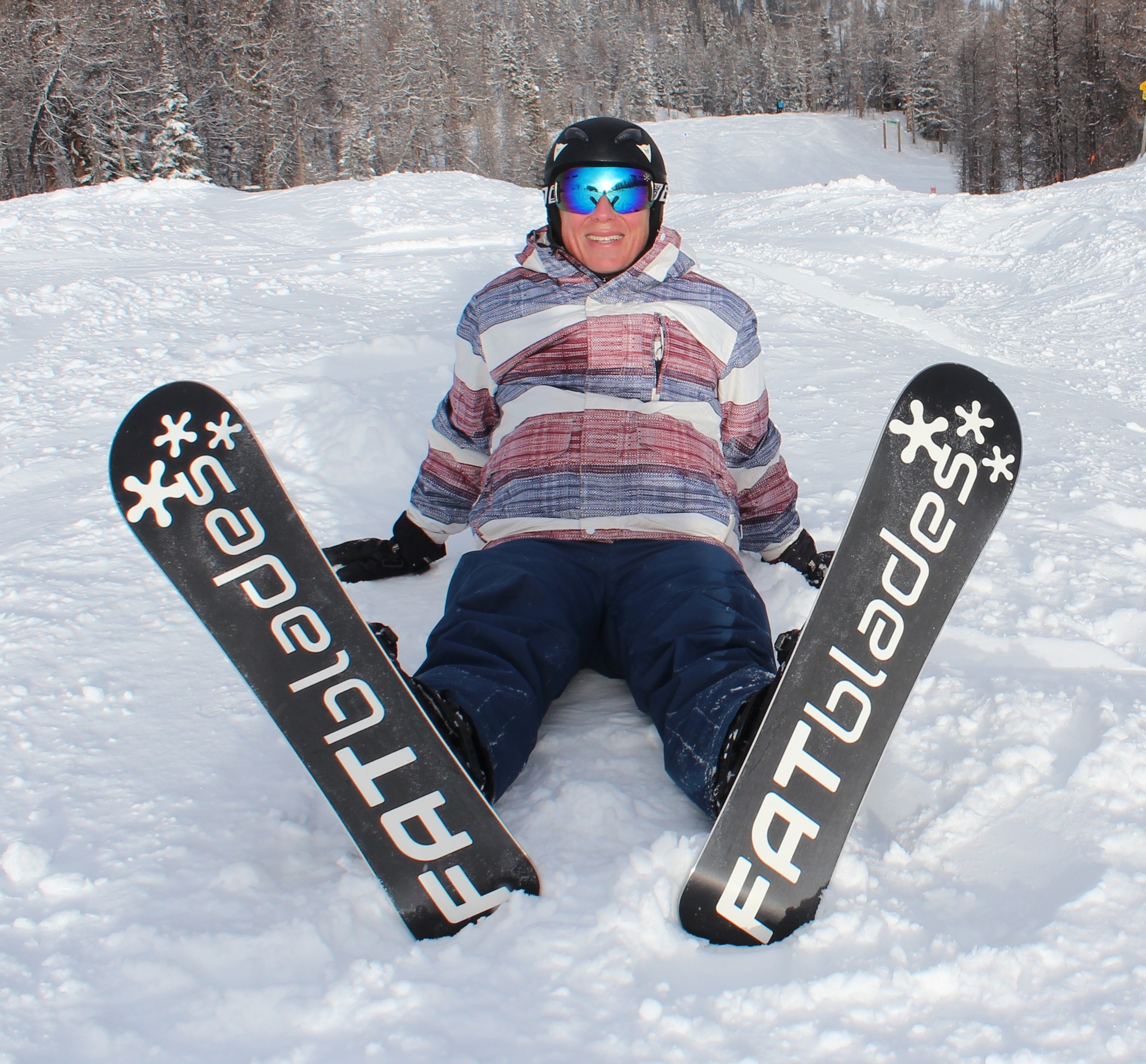 Snowfeet｜スキー・スノボの中間のような滑走が楽しめる「スノー 