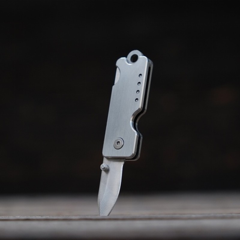 Banbit Titanium Knife｜究極のチタン製キーチェーンナイフ「バンディッド」  ガジェットの購入なら海外通販のRAKUNEW(ラクニュー)