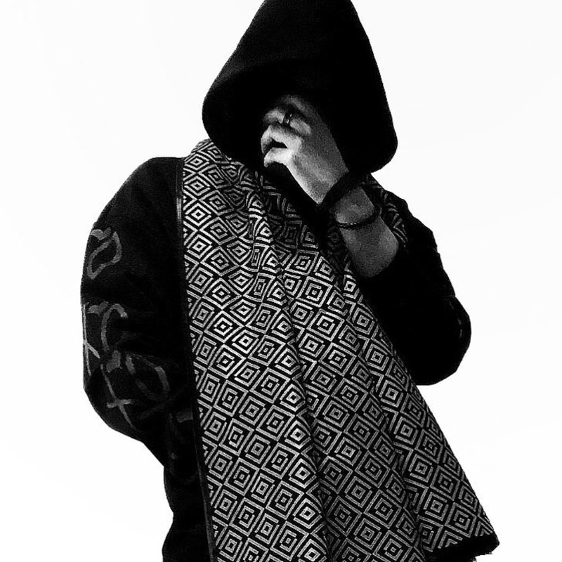 paparazzi-proof Scarf｜アンチパパラッチスカーフ - ガジェットの購入 ...