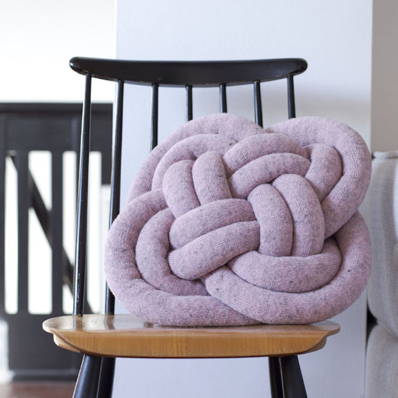 NotKnot Pillow｜網目が美しい北欧スタイルスタイリッシュクッション