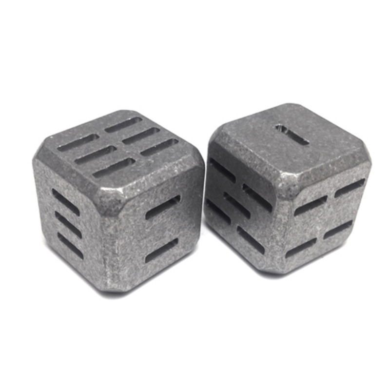 Amazon | Chessex 25600 不透明 16mm d6 ダイスブロック