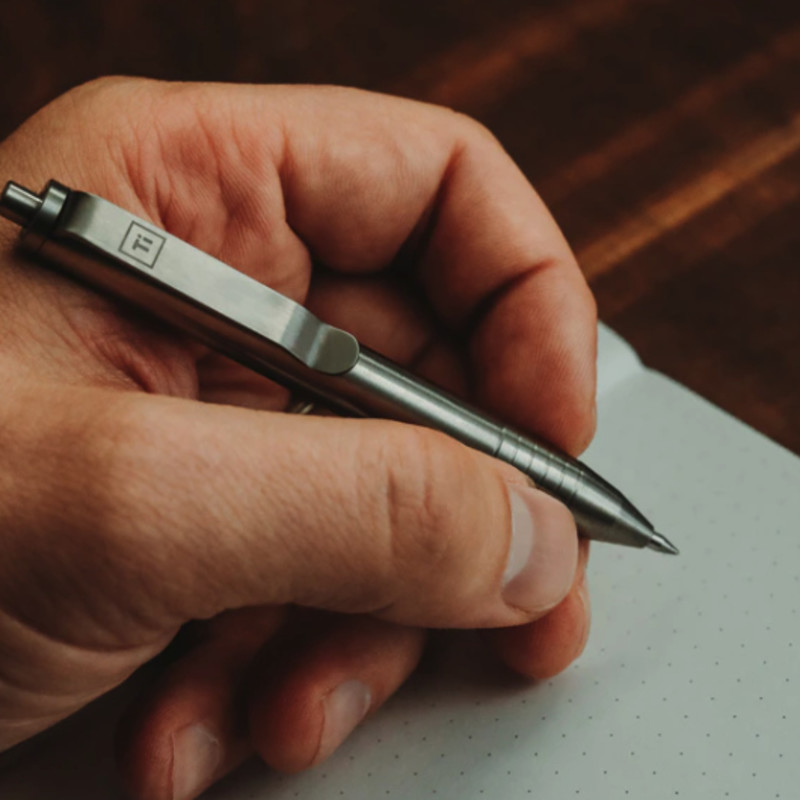 Mini Click Pen｜サイン・メモに最適な超コンパクト・ミニサイズペン