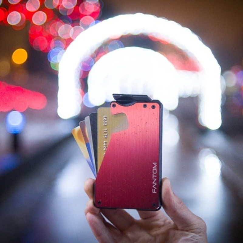 Fantom Wallet｜親指ひとつでクイックアクセス可能なスリム