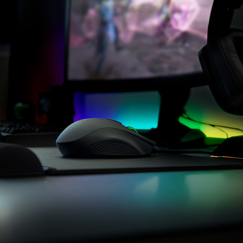 Razer Naga Trinity｜5G光学センサー搭載のMMOゲーム用マウス